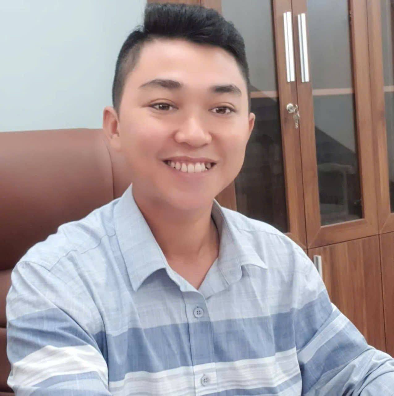 Hung - Founder of Mr Review AI